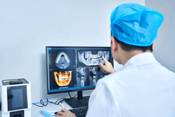 Best Emergency Dental Extractions in Alondra Park, CA